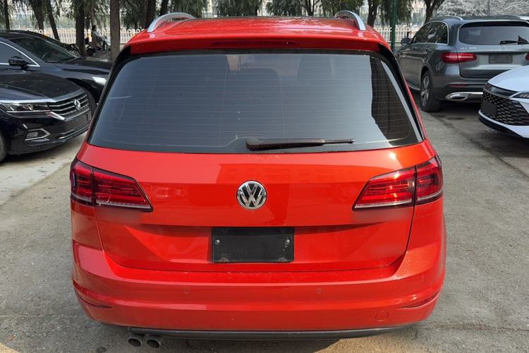 Used Volkswagen Golf Sportsvan 2018 2nd Anniversary Edition 230TSI Automatic Trendy Version Exterior 4