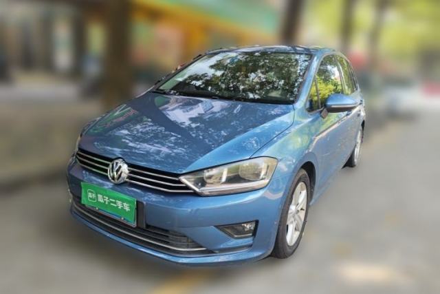 Ojetý Volkswagen Golf Sportsvan 2016 1.6L Automatic Comfort Model