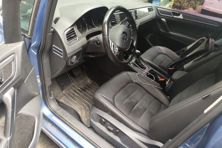 Used Volkswagen Golf Sportsvan 2016 280TSI Automatic Flagship Model Driver Seat