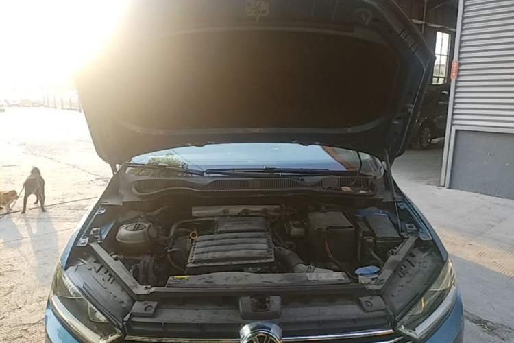 Used Volkswagen Golf Sportsvan 2016 1.6L Automatic Comfort Model Engine Bay