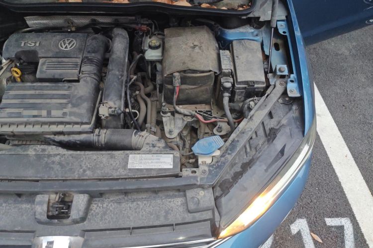 Used Volkswagen Golf Sportsvan 2016 280TSI Automatic Luxury Model Engine Bay Left