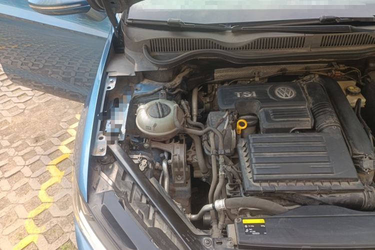 Used Volkswagen Golf Sportsvan 2016 230TSI Automatic Luxury Version Engine Bay Right