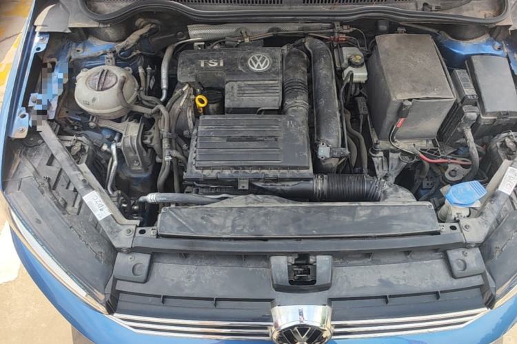 Used Volkswagen Golf Sportsvan 2016 230TSI Automatic Trend Edition Engine Bay