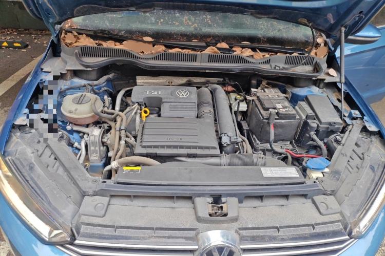 Used Volkswagen Golf Sportsvan 2016 230TSI Automatic Trend Edition Engine Bay