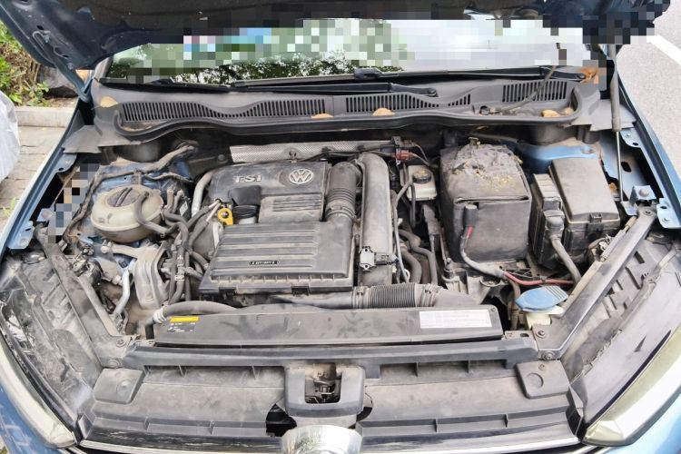 Used Volkswagen Golf Sportsvan 2016 230TSI Automatic Trend Edition Engine Bay