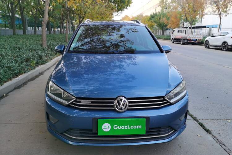 Used Volkswagen Golf Sportsvan 2016 230TSI Manual Entry-Level Trim Exterior 1
