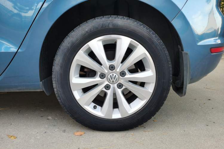 Used Volkswagen Golf Sportsvan 2016 230TSI Manual Entry-Level Trim Exterior 7
