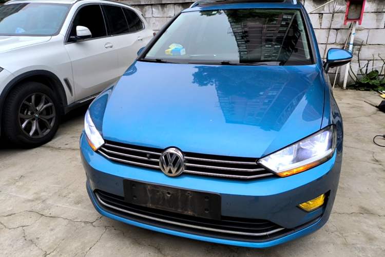 Used Volkswagen Golf Sportsvan 2016 230TSI Automatic Trend Edition Front