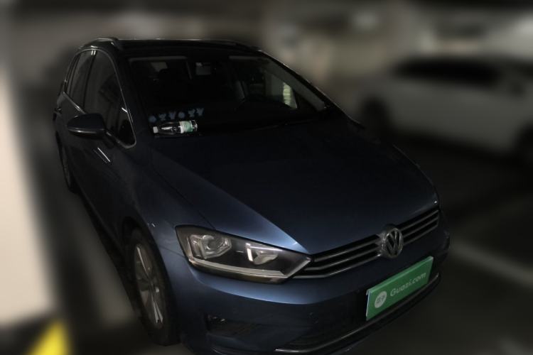 Used Volkswagen Golf Sportsvan 2016 230TSI Automatic Trend Edition Front Right 45 Deg