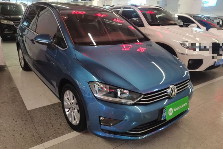 Used Volkswagen Golf Sportsvan 2016 230TSI Automatic Trend Edition Front Right 45 Deg