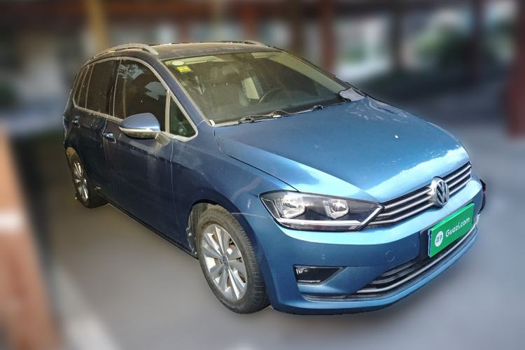 Used Volkswagen Golf Sportsvan 2016 230TSI Automatic Trend Edition Front Right 45 Deg