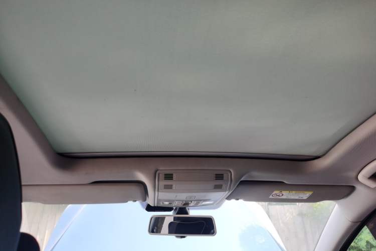 Used Volkswagen Golf Sportsvan 2016 230TSI Automatic Trend Edition Headliner