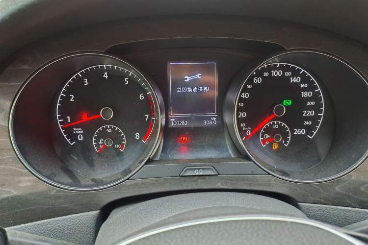 Used Volkswagen Golf Sportsvan 2016 280TSI Automatic Luxury Model Instrument Cluster