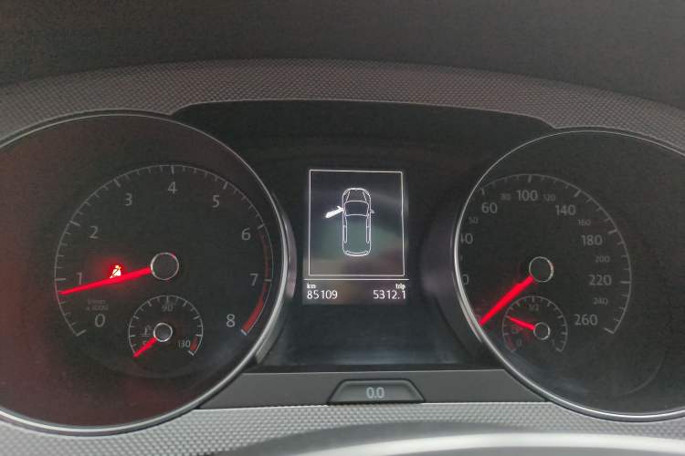 Used Volkswagen Golf Sportsvan 2016 230TSI Automatic Trend Edition Instrument Cluster