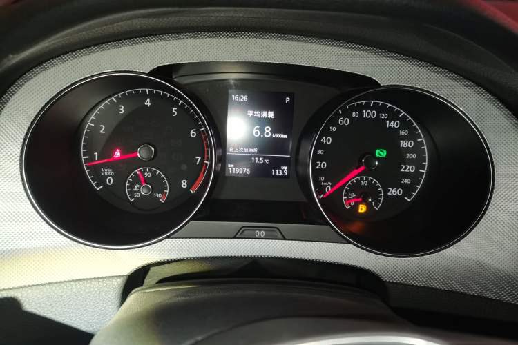 Used Volkswagen Golf Sportsvan 2016 230TSI Automatic Trend Edition Instrument Cluster