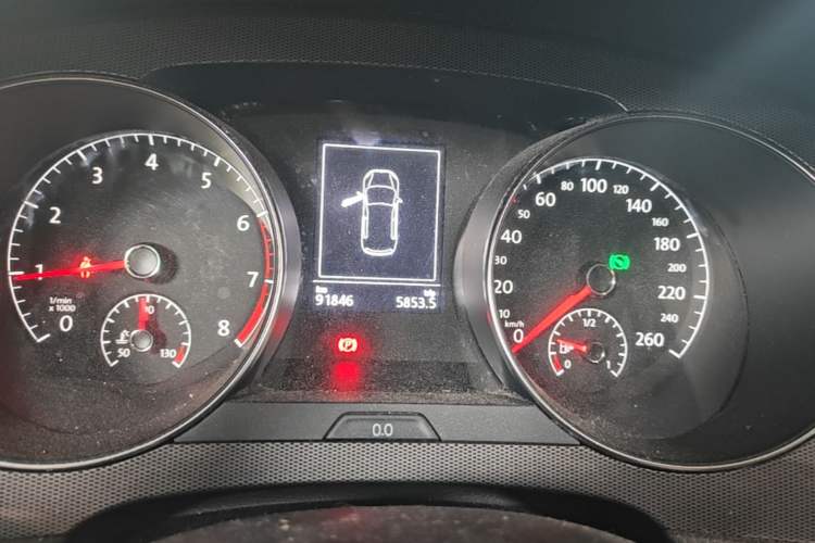 Used Volkswagen Golf Sportsvan 2016 230TSI Automatic Trend Edition Instrument Cluster