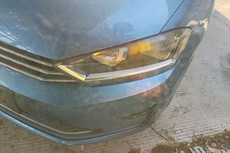 Used Volkswagen Golf Sportsvan 2016 1.6L Automatic Comfort Model Left Front Headlight