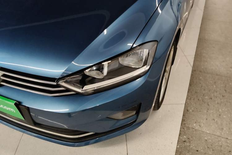 Used Volkswagen Golf Sportsvan 2016 230TSI Automatic Luxury Version Left Front Headlight