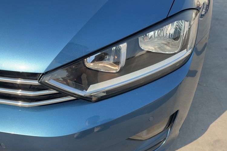 Used Volkswagen Golf Sportsvan 2016 230TSI Automatic Trend Edition Left Front Headlight