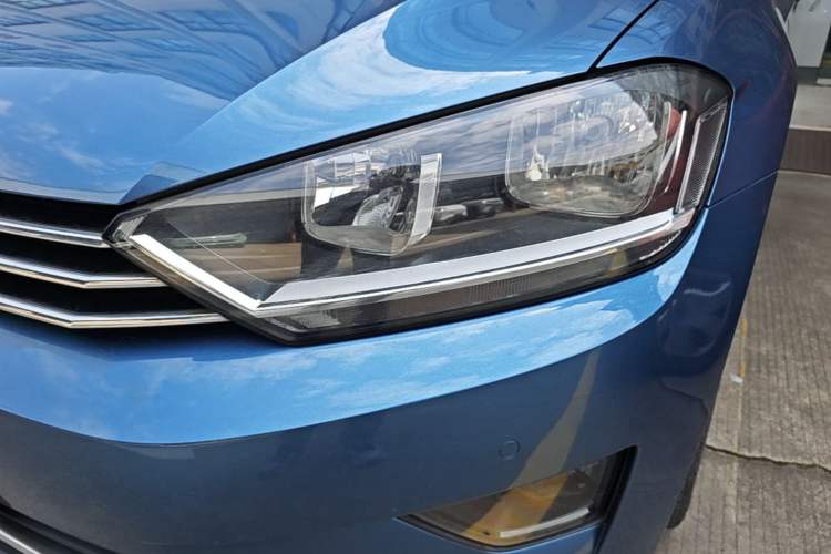 Used Volkswagen Golf Sportsvan 2016 230TSI Automatic Luxury Version Left Front Headlight