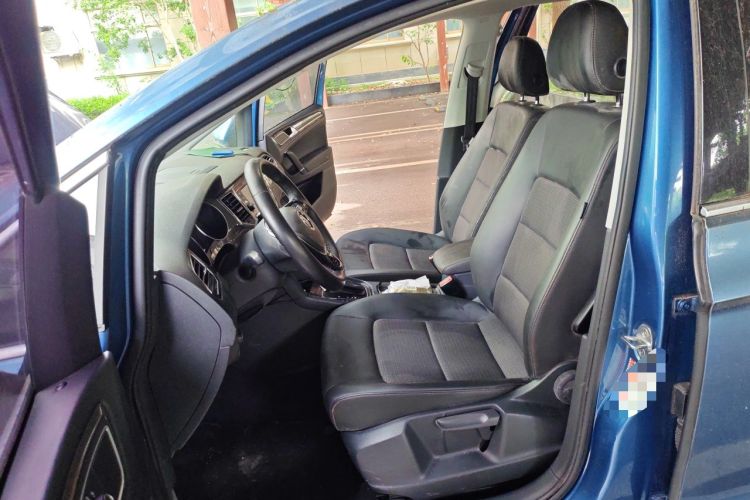 Used Volkswagen Golf Sportsvan 2016 230TSI Automatic Trend Edition Left Front Seat