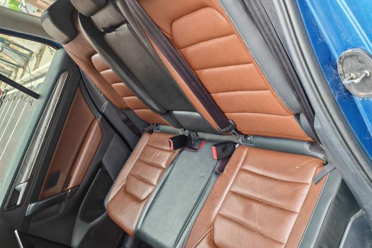 Used Volkswagen Golf Sportsvan 2016 280TSI Automatic Luxury Model Left Rear Seat