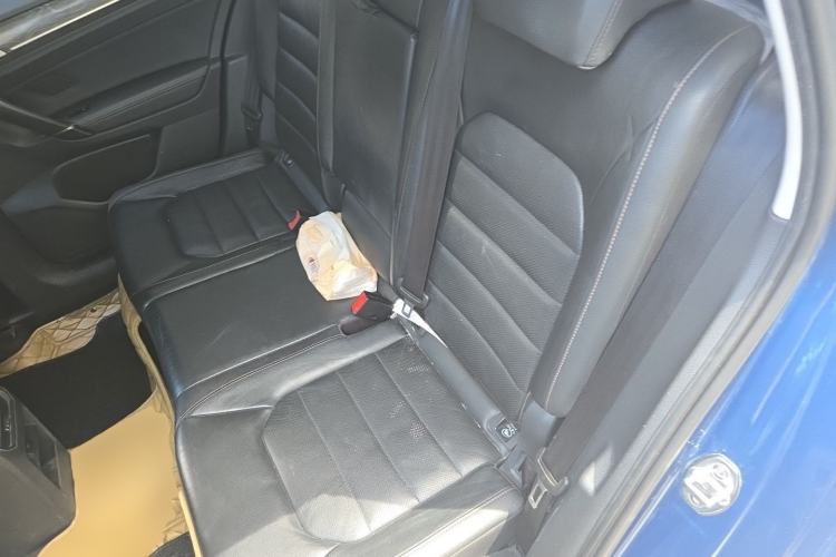 Used Volkswagen Golf Sportsvan 2016 280TSI Automatic Flagship Model Left Rear Seat