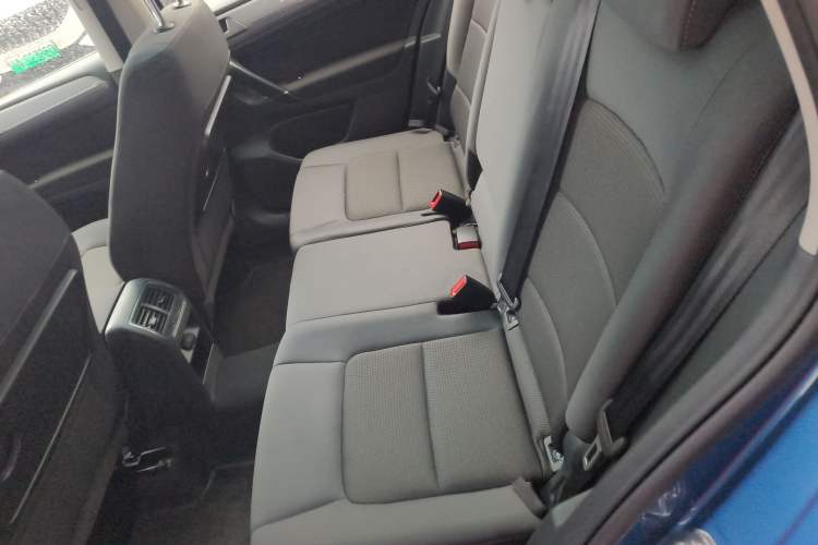 Used Volkswagen Golf Sportsvan 2016 230TSI Automatic Trend Edition Left Rear Seat