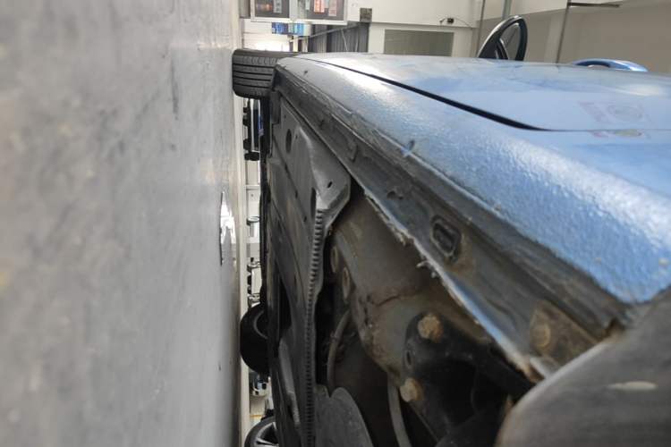 Used Volkswagen Golf Sportsvan 2016 230TSI Automatic Trend Edition Left Side Sill
