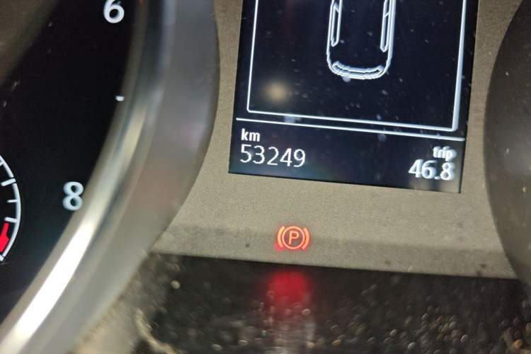 Used Volkswagen Golf Sportsvan 2016 230TSI Automatic Trend Edition Odometer Close Up