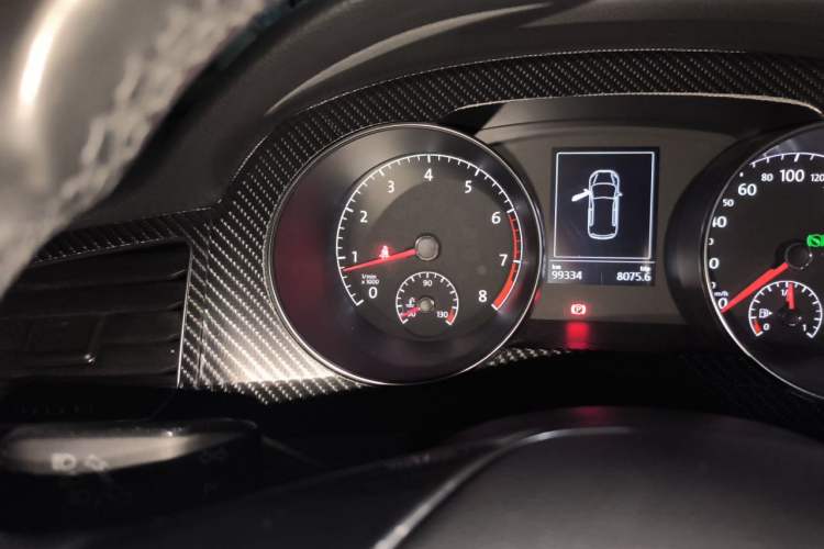 Used Volkswagen Golf Sportsvan 2016 230TSI Automatic Trend Edition Odometer Close Up