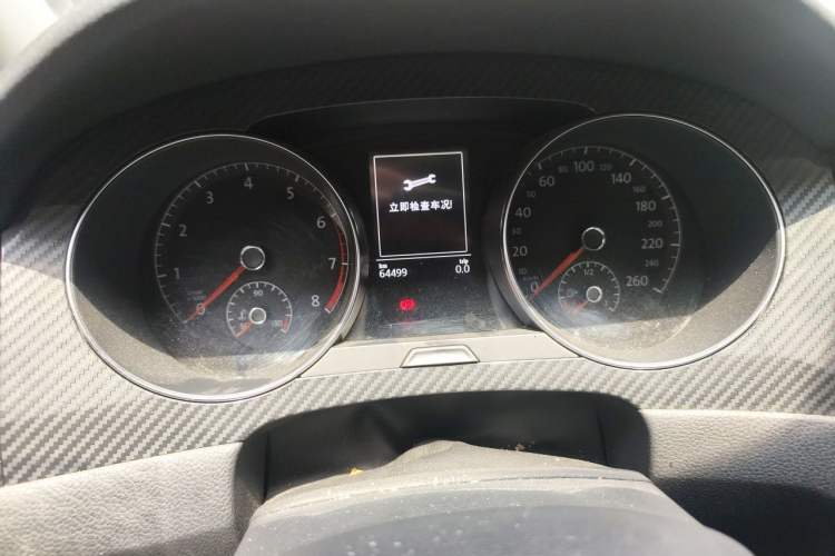 Used Volkswagen Golf Sportsvan 2016 280TSI Automatic Flagship Model Odometer Close Up