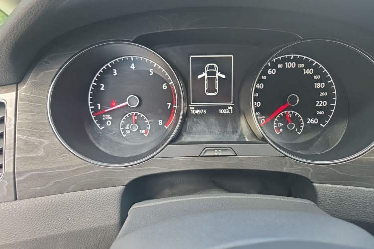 Used Volkswagen Golf Sportsvan 2016 280TSI Automatic Flagship Model Odometer Close Up