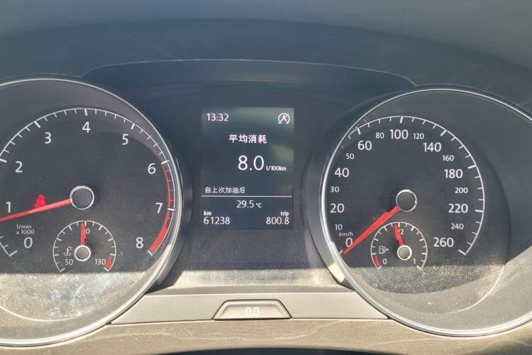 Used Volkswagen Golf Sportsvan 2016 230TSI Automatic Luxury Version Odometer Close Up