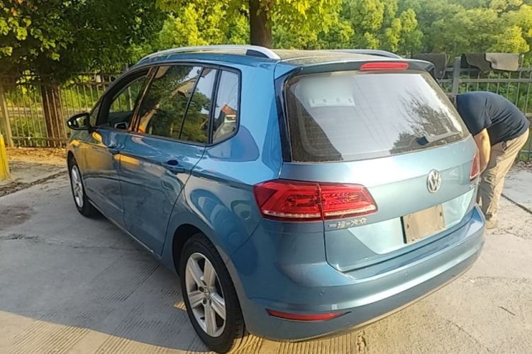 Used Volkswagen Golf Sportsvan 2016 1.6L Automatic Comfort Model Rear Left 45 Deg