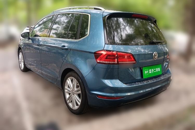 Used Volkswagen Golf Sportsvan 2016 230TSI Automatic Luxury Version Rear Left 45 Deg