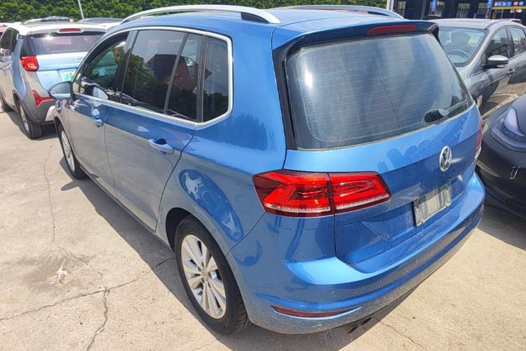 Used Volkswagen Golf Sportsvan 2016 230TSI Automatic Trend Edition Rear Left 45 Deg