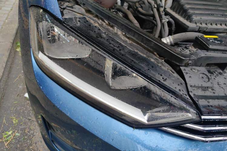 Used Volkswagen Golf Sportsvan 2016 230TSI Automatic Trend Edition Right Front Headlight