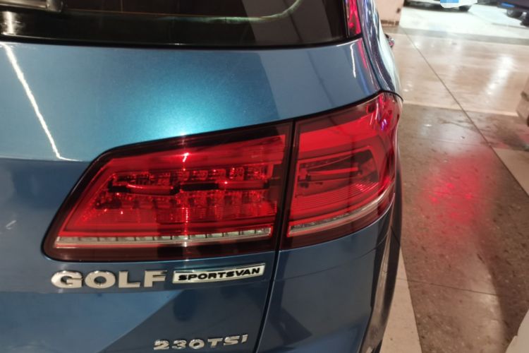 Used Volkswagen Golf Sportsvan 2016 230TSI Automatic Trend Edition Right Rear Taillight