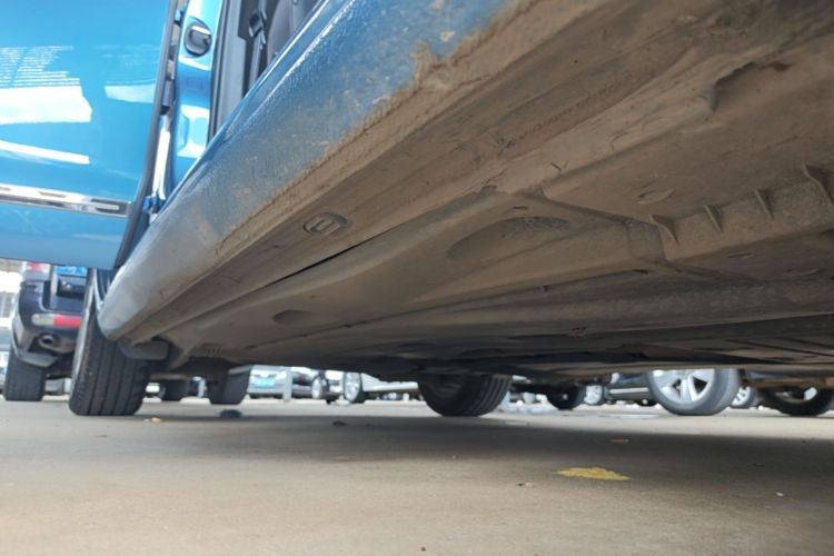 Used Volkswagen Golf Sportsvan 2016 230TSI Automatic Trend Edition Right Side Sill