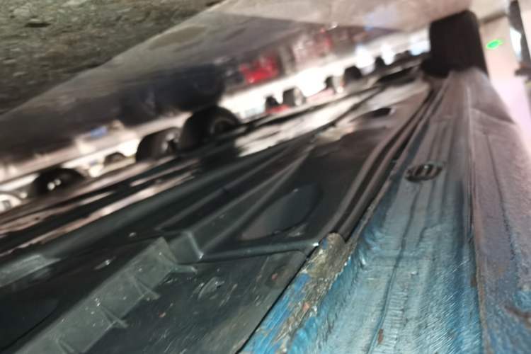 Used Volkswagen Golf Sportsvan 2016 230TSI Automatic Trend Edition Right Side Sill