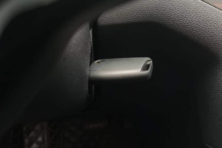 Used Volkswagen Golf Sportsvan 2016 230TSI Automatic Trend Edition Vehicle Key