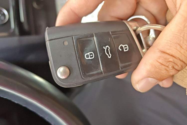 Used Volkswagen Golf Sportsvan 2016 230TSI Automatic Luxury Version Vehicle Key