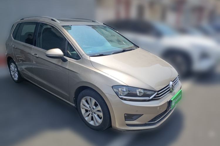 Used Volkswagen Golf Sportsvan 2016 230TSI Automatic Trend Edition Front Right 45 Deg