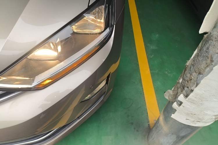 Used Volkswagen Golf Sportsvan 2016 230TSI Automatic Trend Edition Left Front Headlight