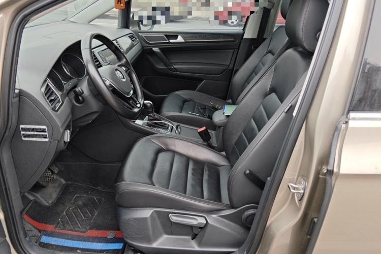 Used Volkswagen Golf Sportsvan 2016 280TSI Automatic Luxury Model Left Front Seat