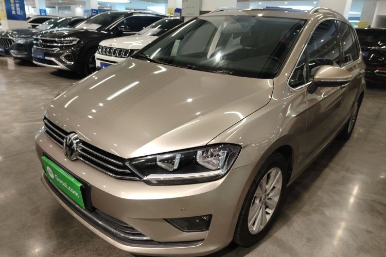 Used Volkswagen Golf Sportsvan 2016 230TSI Automatic Trend Edition Guazi used car, China used car export, Used car for sale, Used cars, Cheapest cars for sale