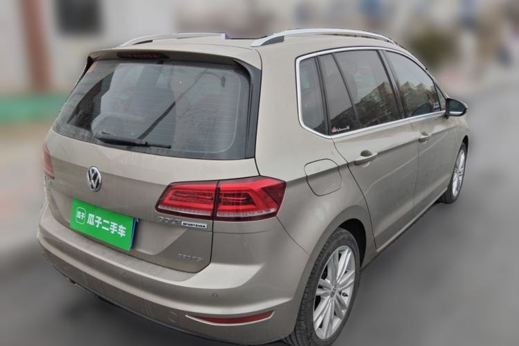 Used Volkswagen Golf Sportsvan 2016 280TSI Automatic Luxury Model Rear Right 45 Deg
