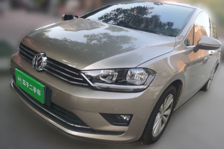 Used Volkswagen Golf Sportsvan 2016 230TSI Manual Entry-Level Trim Guazi used car, China used car export, Used car for sale, Used  cars, Cheapest cars for sale