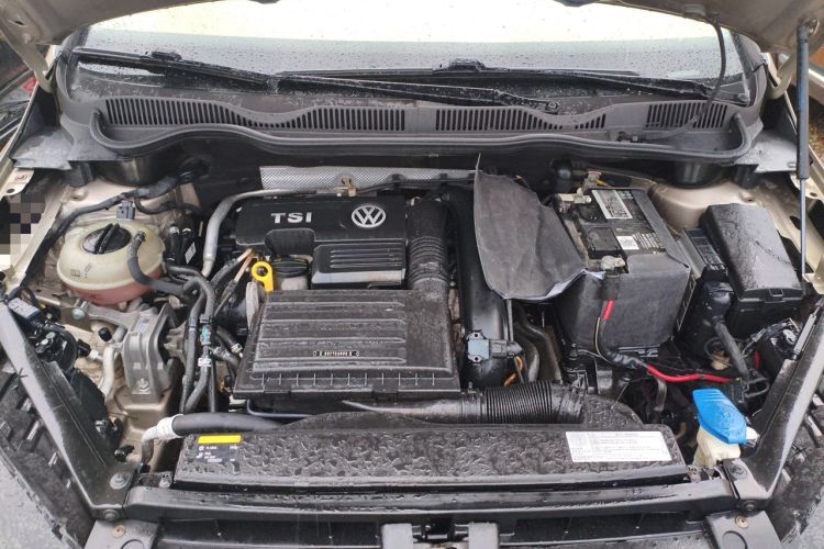 Used Volkswagen Golf Sportsvan 2016 230TSI Automatic Trend Edition Engine Bay
